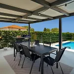 Σπίτι διακοπών Villa Ella Tar-Vabriga