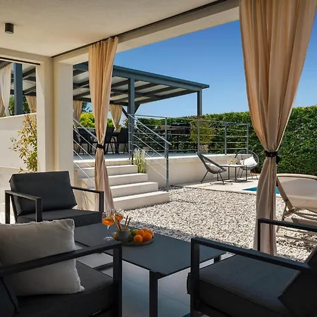 S 2 Spavace Sobe * Tar-Vabriga