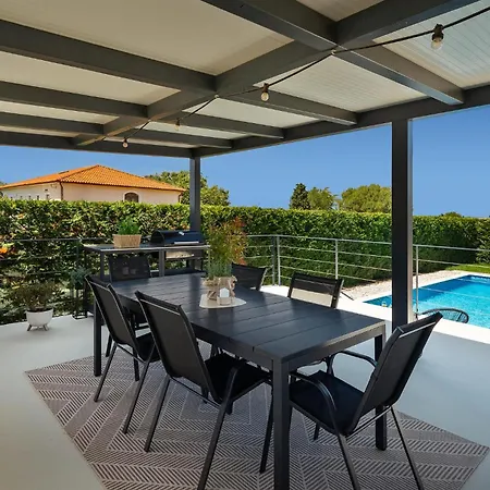 Vikendica S 2 Spavace Sobe Tar-Vabriga