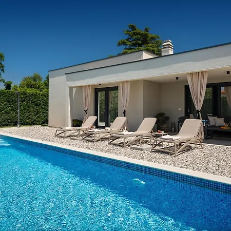 S 2 Spavace Sobe Tar-Vabriga