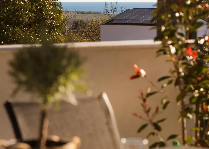 S 2 Spavace Sobe Tar-Vabriga