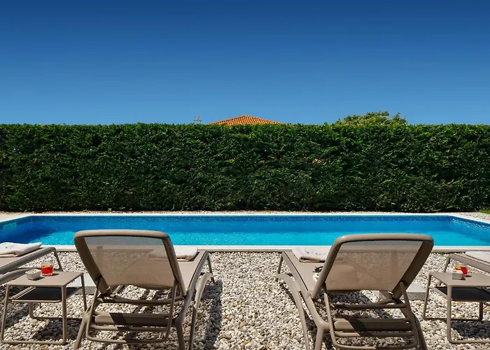 S 2 Spavace Sobe Vakantiehuis Tar-Vabriga